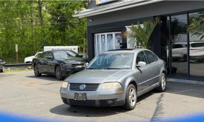 2004 Volkswagen Passat GLX 4Motion