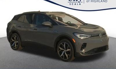 2023 Volkswagen ID 4 Pro S Plus