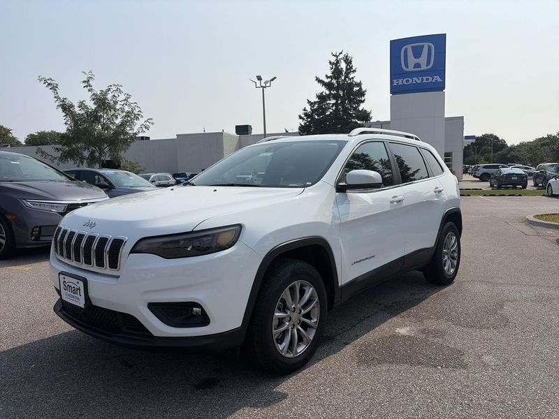 2021 Jeep Cherokee — a typically priced live listing