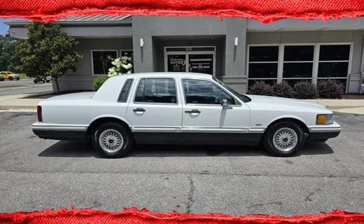 1993 Lincoln Town CAR