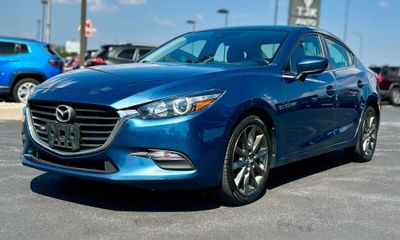 2018 Mazda MAZDA3 Touring