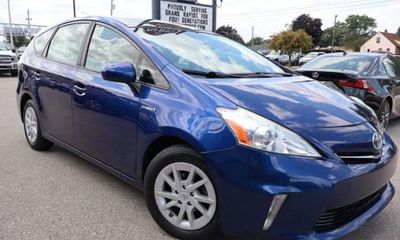 2014 Toyota Prius V Three