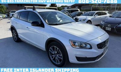 2017 Volvo V60CC Premier