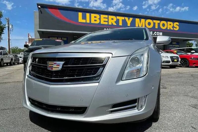 2019 Cadillac XTS — a typically priced live listing