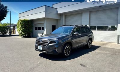 2025 Subaru Forester Premium