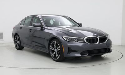 2022 BMW 330e
