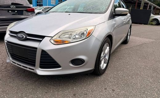 2013 Ford Focus SE Hatchback
