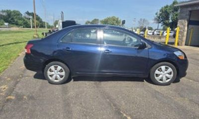 2008 Toyota Yaris Base