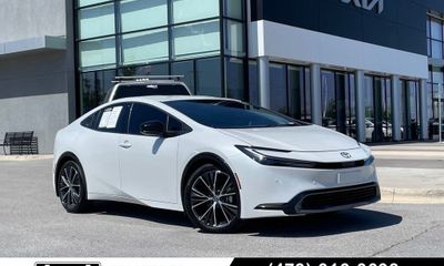 2024 Toyota Prius XLE