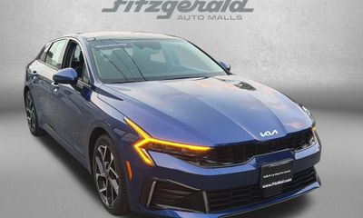 2025 Kia K5 EX