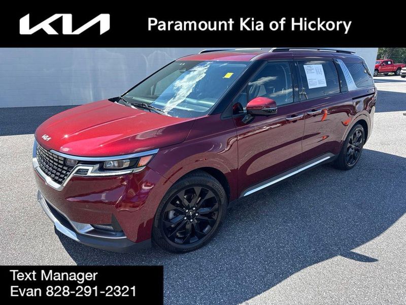 2023 Kia Carnival — a typically priced live listing
