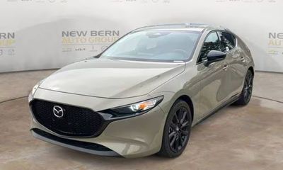 2025 Mazda MAZDA3 Carbon Turbo
