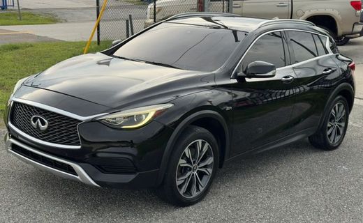 2018 Infiniti QX30 Premium