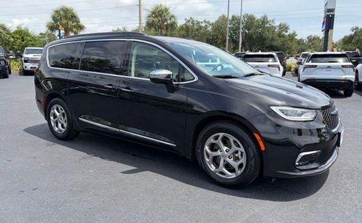 2023 Chrysler Pacifica Limited