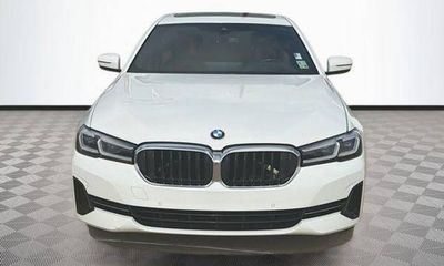 2022 BMW 530I