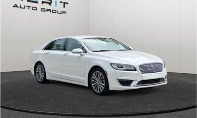 2018 Lincoln MKZ Select