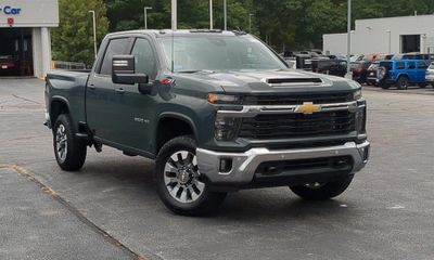 2025 Chevrolet Silverado HD LT