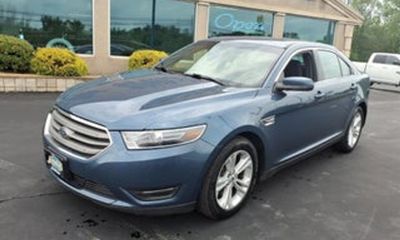 2018 Ford Taurus SEL