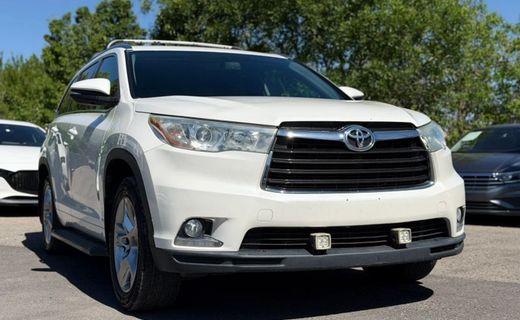 2015 Toyota Highlander Base