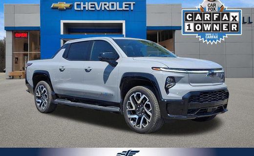 2025 Chevrolet Silverado RST