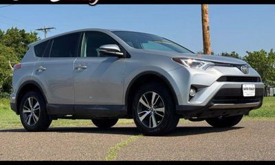 2018 Toyota RAV4 Adventure XLE