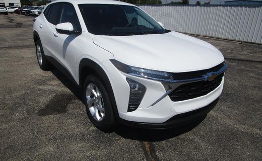 2026 Chevrolet Trax LS