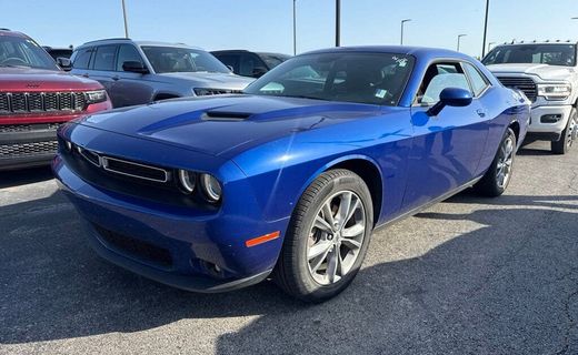 2022 Dodge Challenger SXT