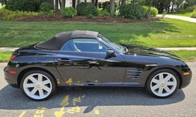 2005 Chrysler Crossfire Base