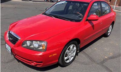 2005 Hyundai Elantra GLS Sedan