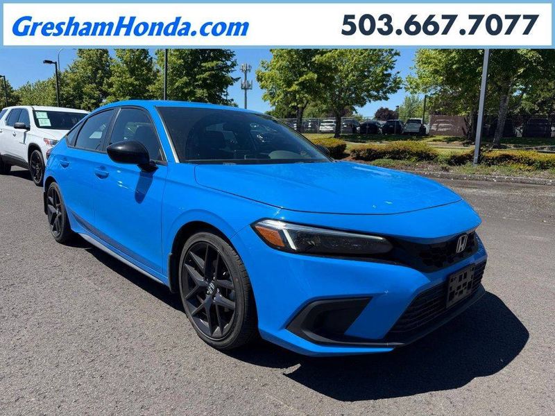 2024 Honda Civic — a typically priced live listing
