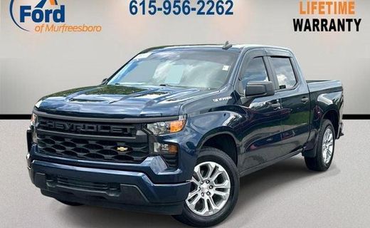 2022 Chevrolet Silverado Custom