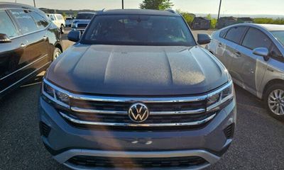 2022 Volkswagen Atlas Cross Sport 4Motion SE W