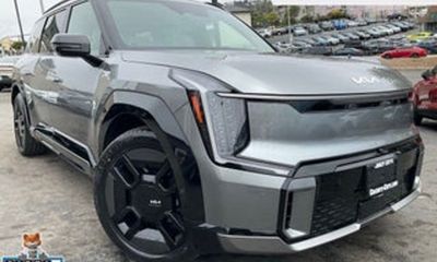2024 Kia EV9 GT Line