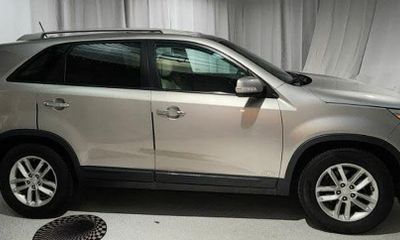 2015 Kia Sorento GL