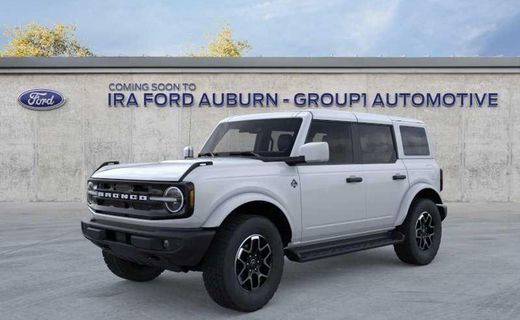 2026 Ford Bronco Outer Banks