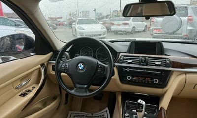 2013 BMW 320I SA
