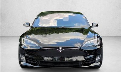 2018 Tesla Model S 75d