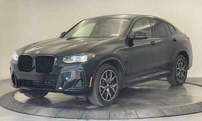 2025 BMW X4 xDrive 30I