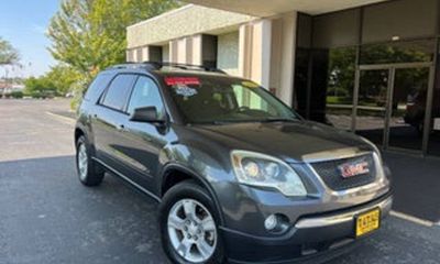 2012 GMC Acadia SLT 1