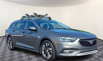 2018 Buick Regal Tourx Essence
