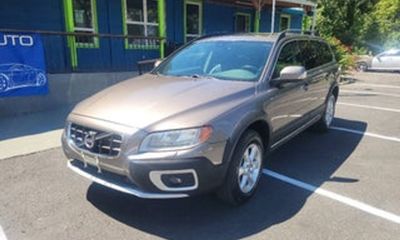 2010 Volvo XC70 32