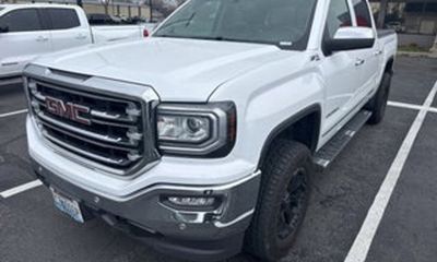 2018 GMC Sierra SLT