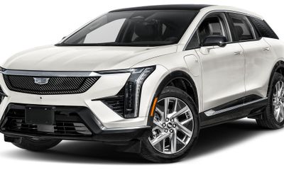 2027 Cadillac Optiq Luxury