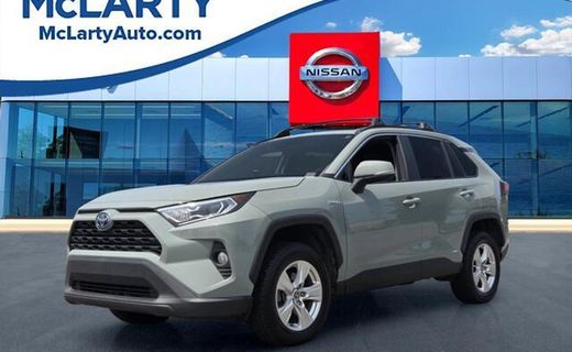 2021 Toyota RAV4 XLE HV