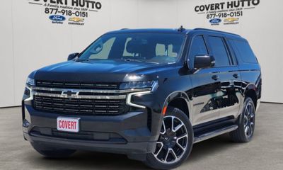 2021 Chevrolet Suburban RST