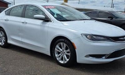 2017 Chrysler 200 200S