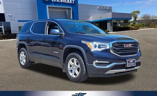 2017 GMC Acadia SLE 1