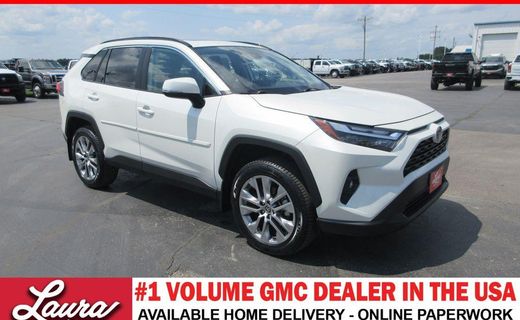 2022 Toyota RAV4 XLE Premium