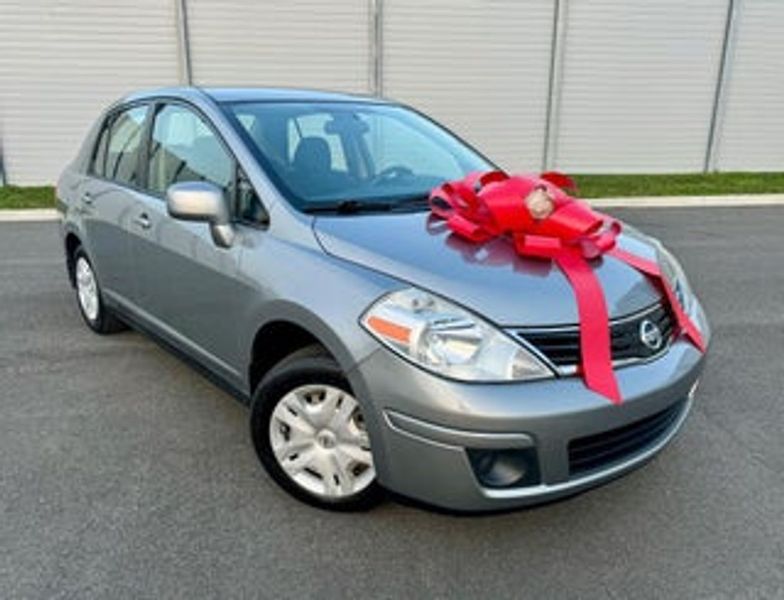 2011 Nissan Versa — a typically priced live listing