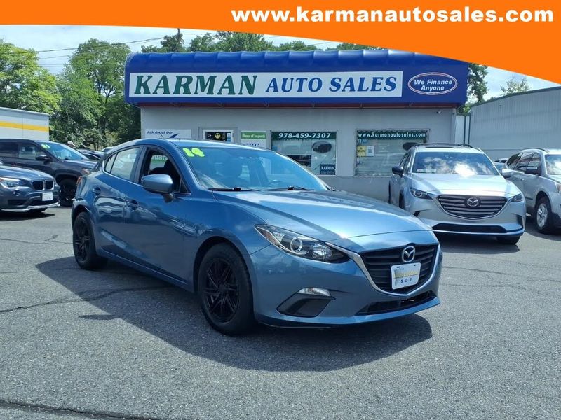 2014 Mazda MAZDA3 — a typically priced live listing